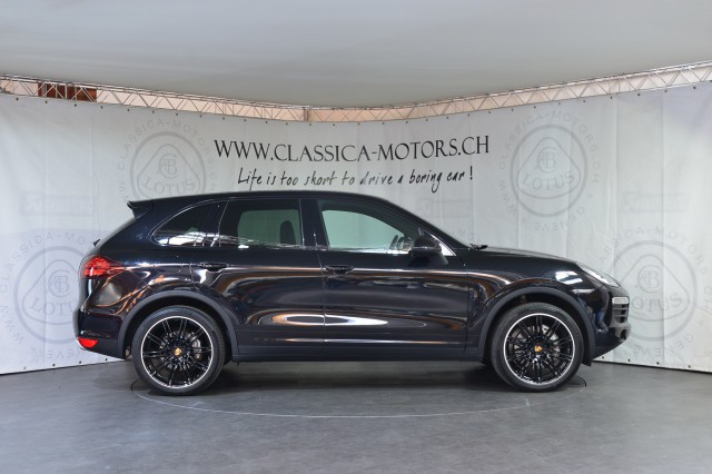 Porsche cayenne s 2012